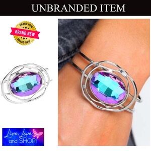 💎 Silver Bracelet w/Iridescent Gem 💎, NWT